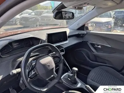 Photo 5 Peugeot 2008  PureTech 130 S&S BVM6