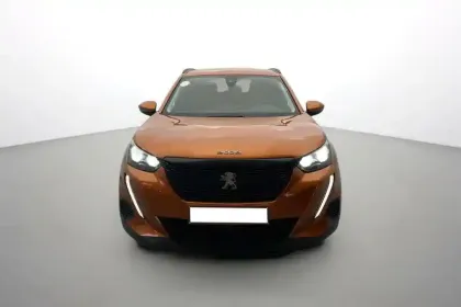 Photo 33 Peugeot 2008  PureTech 130 S&S BVM6