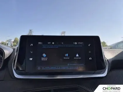 Photo 23 Peugeot 2008  PureTech 130 S&S BVM6