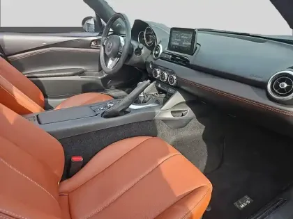 Photo 38 Mazda Mx-5  Roadster 2.0L SKYACTIV-G 184 ch