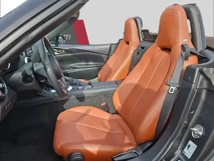 Photo 43 Mazda Mx-5  Roadster 2.0L SKYACTIV-G 184 ch