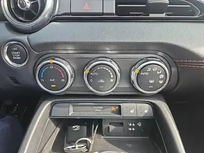 Photo 94 Mazda Mx-5  Roadster 2.0L SKYACTIV-G 184 ch