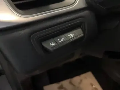 Photo 18 Renault Captur  TCe 90