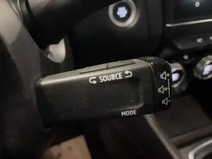 Photo 24 Renault Captur  TCe 90