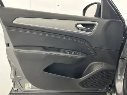 Photo 10 Renault Arkana Gén. I (LJL) Ph1 Intens 5