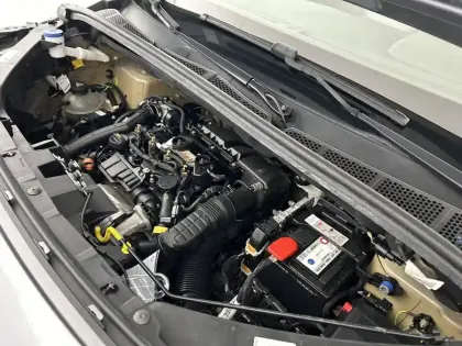 Photo 49 Peugeot Partner  FOURGON STANDARD 650 KG BLUEHDI 100 S&S BVM5