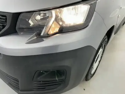 Photo 23 Peugeot Partner Gén. III Ph1 Pro 3