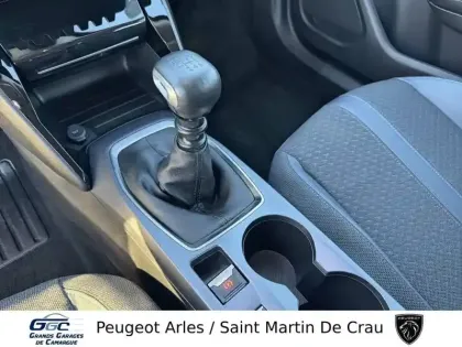 Photo 13 Peugeot 2008  BlueHDi 100 S&S BVM6