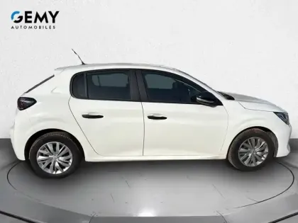 Photo 37 Peugeot 208  PureTech 75 S&S BVM5