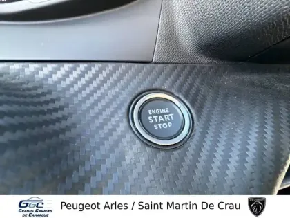 Photo 20 Peugeot 208  Hybrid 100 e-DCS6