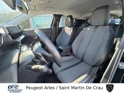 Photo 8 Peugeot 208  Hybrid 100 e-DCS6