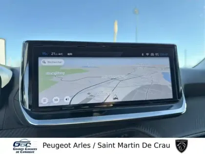 Photo 16 Peugeot 208  Hybrid 100 e-DCS6