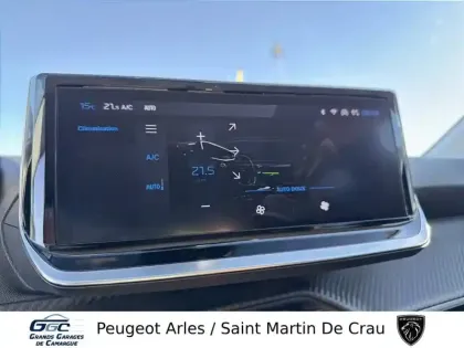 Photo 18 Peugeot 208  Hybrid 100 e-DCS6