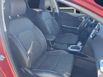 Photo 18 Kia Xceed  1.6 GDi PHEV 141ch DCT6