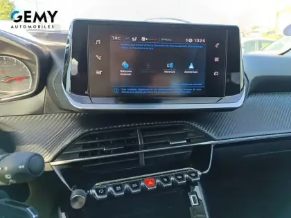 Photo 18 Peugeot 208  PureTech 75 S&S BVM5