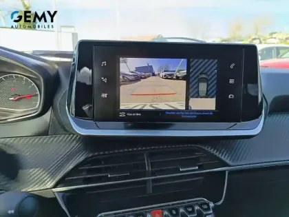 Photo 20 Peugeot 208  PureTech 75 S&S BVM5