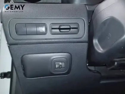 Photo 13 Citroën C3 Aircross  PureTech 110 S&S BVM6