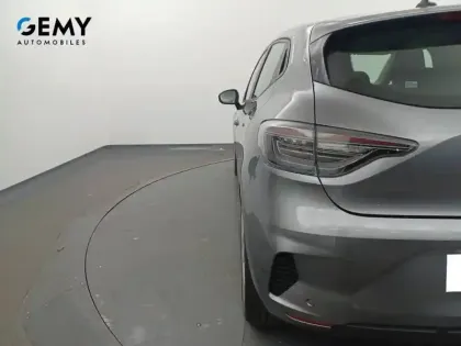 Photo 16 Renault Clio  E-Tech full hybrid 145 ch GSR2