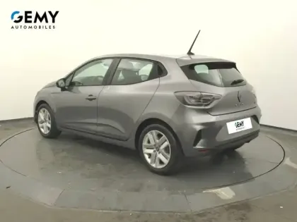 Photo 6 Renault Clio  E-Tech full hybrid 145 ch GSR2