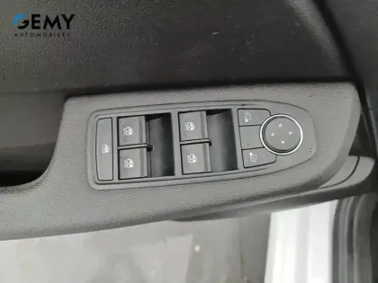 Photo 31 Renault Clio Gén. V (BJA) Ph2 Evolution 5