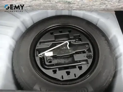 Photo 44 Renault Clio Gén. V (BJA) Ph2 Evolution 5