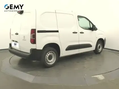 Photo 17 Peugeot Partner  FOURGON STANDARD 650 KG BLUEHDI 100 S&S BVM6