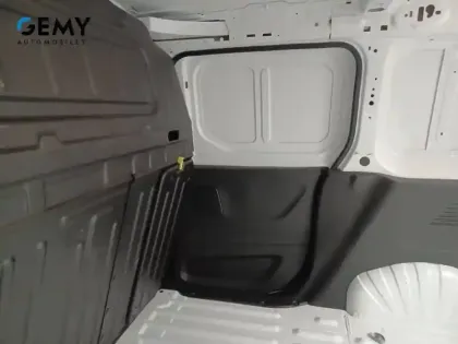 Photo 9 Peugeot Partner  FOURGON STANDARD 650 KG BLUEHDI 100 S&S BVM6