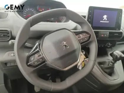 Photo 12 Peugeot Partner  FOURGON STANDARD 650 KG BLUEHDI 100 S&S BVM6