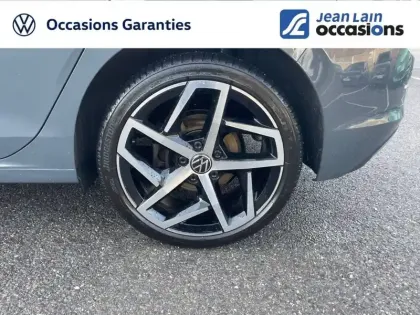 Photo 11 Volkswagen Golf  1.5 eTSI OPF 150 DSG7
