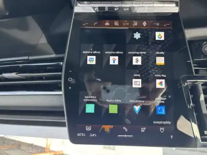 Photo 74 Renault Espace  E-Tech full hybrid 200 GSR2