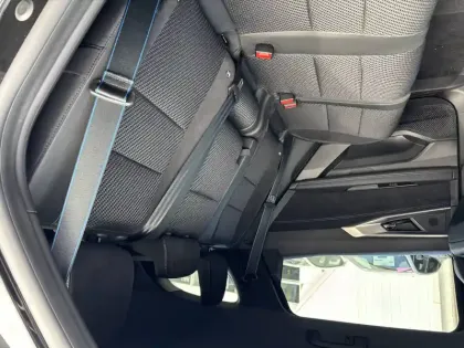 Photo 23 Renault Espace  E-Tech full hybrid 200 GSR2