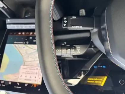 Photo 70 Renault Espace  E-Tech full hybrid 200 GSR2