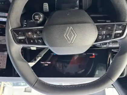 Photo 66 Renault Espace  E-Tech full hybrid 200 GSR2