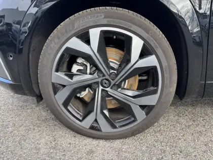 Photo 11 Renault Espace  E-Tech full hybrid 200 GSR2