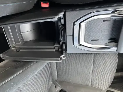 Photo 38 Renault Espace  E-Tech full hybrid 200 GSR2