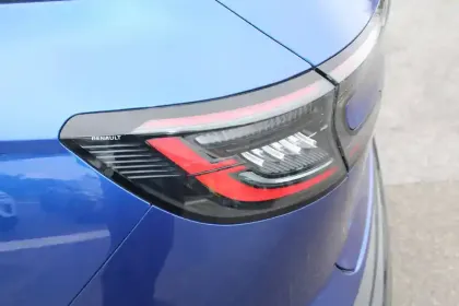 Photo 107 Renault Austral  E-Tech full hybrid 200 GSR2