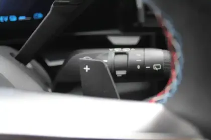 Photo 120 Renault Austral  E-Tech full hybrid 200 GSR2