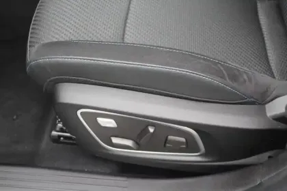 Photo 51 Renault Austral  E-Tech full hybrid 200 GSR2