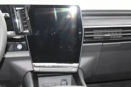 Photo 36 Renault Austral  E-Tech full hybrid 200 GSR2