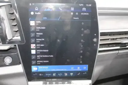 Photo 11 Renault Austral  E-Tech full hybrid 200 GSR2