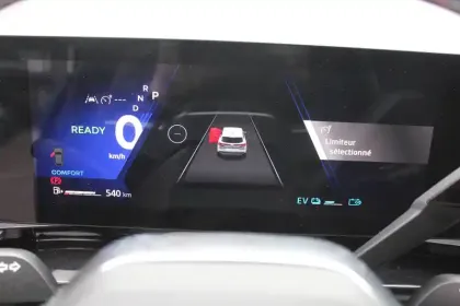 Photo 123 Renault Austral  E-Tech full hybrid 200 GSR2