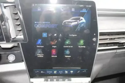 Photo 13 Renault Austral  E-Tech full hybrid 200 GSR2