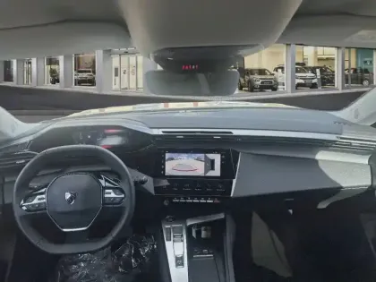 Photo 28 Peugeot 308  BlueHDi 130ch S&S EAT8