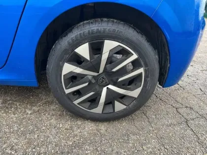 Photo 10 Peugeot 208  PureTech 100 S&S BVM6