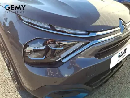 Photo 15 Citroën C4 e- 136 ch Automatique