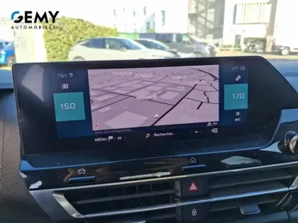 Photo 13 Citroën C4 e- 136 ch Automatique