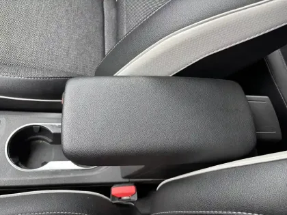 Photo 36 Renault Captur  TCe 160 EDC