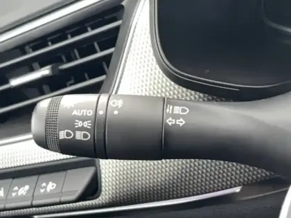 Photo 28 Renault Arkana  E-Tech 145 - 21B