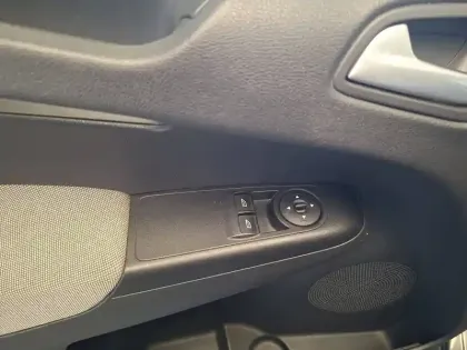 Photo 15 Ford Tourneo  Courier 1.5 TDCi 95