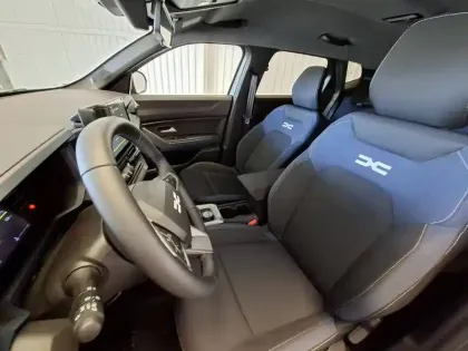 Photo 15 Dacia Duster  Mild Hybrid 130 4x4